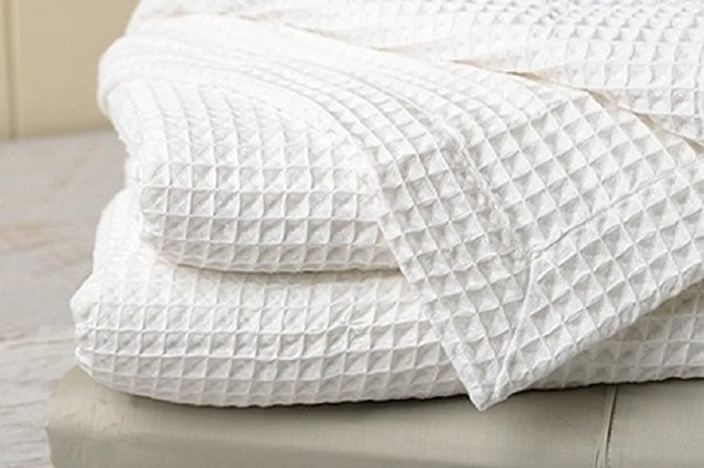100% Cotton King White Waffle Blanket B80732